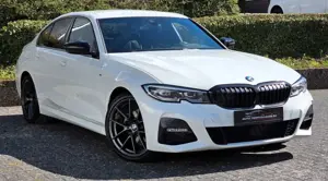 BMW 320 D M-PAKET*XDRIVE*NAVI*LED*LEDER*ACC*RFK*MWST