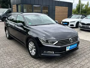 Volkswagen Passat Variant DSG NAVI PDC