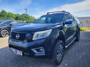 Nissan Navara TEKNA DOPPELKABINE HARDTOP AHK AUTOMATIK LEDER