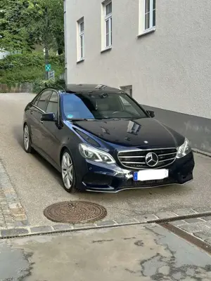 Mercedes-Benz E 350 BlueTEC 7G-TRONIC AMG Paket Cavanasit Blau