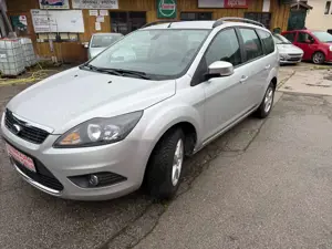 Ford Focus Titanium. TÜV NEU