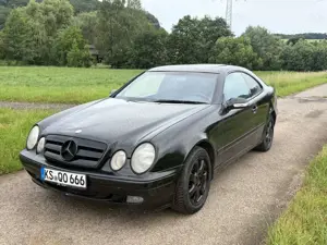 Mercedes-Benz CLK 230 Coupe Kompressor Avantgarde