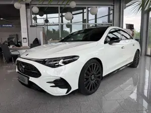 Mercedes-Benz CLA 200 AMG+Massage+AHK+Superscreen+Burmester