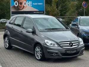 Mercedes-Benz B 200 B200 2.Hand/AHK/Allwetter/88TKM/Xenon/Mopf