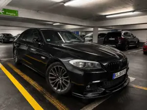 BMW 520 BMW 520D F10 07/27 TÜV PANO/ LEDER / STANDHZG