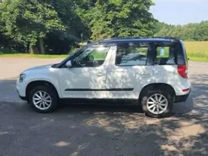 Skoda Yeti Yeti Outdoor 2.0 TDIAdventure Green tec