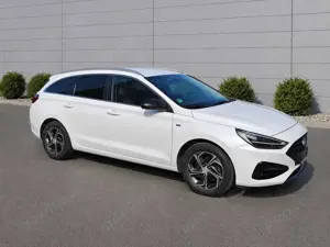 Hyundai i30 i30 Kombi 1.5 T-GDI 48V-Hybrid DCT Trend