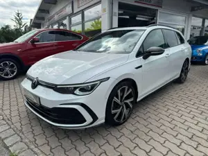 Volkswagen Golf Variant R-Line-Inkl.Garantie-TÜV und Inspektion Neu-8 fach bereift