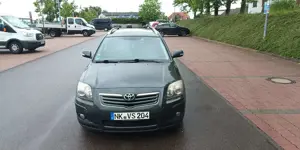 Toyota Avensis 2.0 VVT-i Combi Automatik Executive