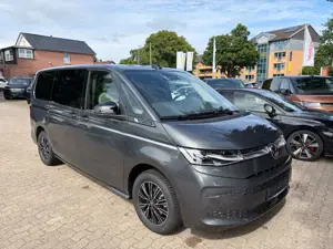 Volkswagen T7 Multivan 2,0 TDI Style lang IQ Kamera AHK