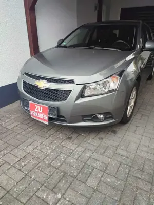Chevrolet Cruze 1.6 LT