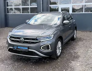 Volkswagen T-Roc 1,5 TSI Style I 1.HAND I DSG I AHK I Digital Cockpit I NAVI