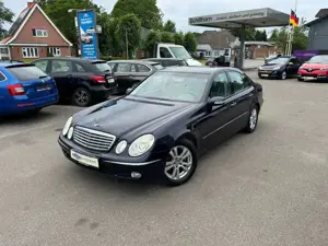 Mercedes-Benz E 240 ELEGANCE AUTOMATIK/TÜV NEU/AHK/KLIMA/LEDER