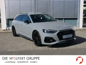 Audi RS4 2.9 TFSI quattro RS-SPORTAGA*PANO*280KM/H