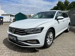 Volkswagen Passat Variant Business/1Hand/Gepflegter Zustand/serviceheft/2XSchlüsseln/Automatik/Carpl