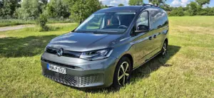 Volkswagen Caddy Maxi 1.5 TSI California Camper Bett Tisch Stuhl