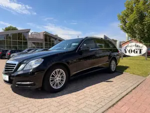 Mercedes-Benz E 200 E T-Modell AHK/TEMP/SHZ/NAVI