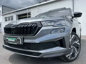 Skoda Karoq 1.5 TSI DSG Sportline AHK PANO Navi 4xSHZ el.Klapp