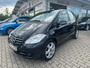 Mercedes-Benz A 160 A 160-TÜV neu-Scheckheftgepflegt-8 fach bereift