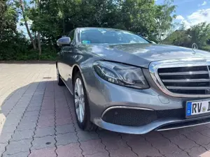 Mercedes-Benz E 300 9G-TRONIC Avantgarde