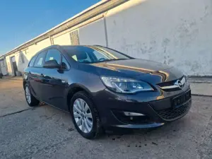 Opel Astra J Sports Tourer Edition