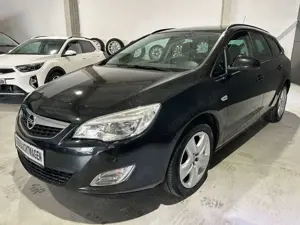 Opel Astra J Sports Tourer Design Edition