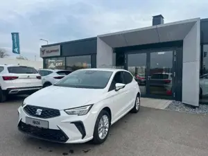 SEAT Ibiza 1.0 TSI DSG Style PDC NAVI KESSY