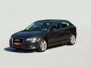 Audi A3 1.8 TFSI QUATTRO*BI-XENON*PDC*TEMPO*SHZ