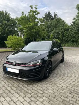 Volkswagen Golf GTI DSG Scheckheft Standhzg HU 02/27