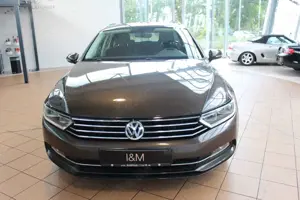 Volkswagen Passat Variant Comfortline BMT+PDC+AHK+Navi+ACC+