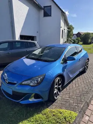 Opel Astra OPC
