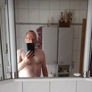 chubby bi boy sucht chubby gay boy der 123 bis 200 wiegt und wiegen tut und der lust und zeit hat si