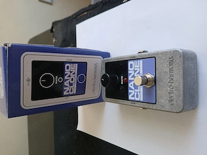 Electro harmonix  nano clone chorus. 