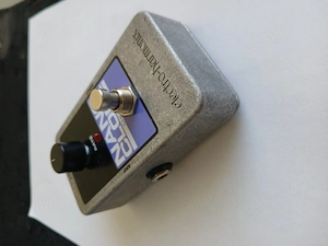 Electro harmonix  nano clone chorus. 