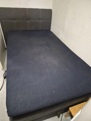Bett mit Bettkasten