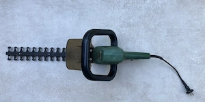 Heckenschere Bosch, Typ PHS 36G, 380W, ca. 1985, vor drei Wochen noch benutzt, funktioniert noch