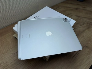 iPad 13 pro 