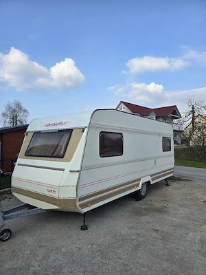 Wohnwagen Dethleffs Nomad RN5 