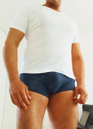 Hallo, ich träume von Sex mit 60+ 70+ und sogar 80+ jährigen Frauen!