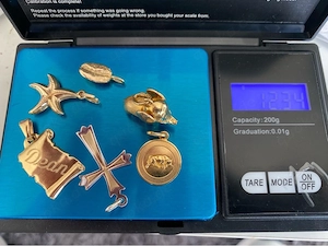 Gold 585 14k und 750 18k