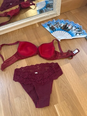 sexy unterwäsche vollgeschwitzt