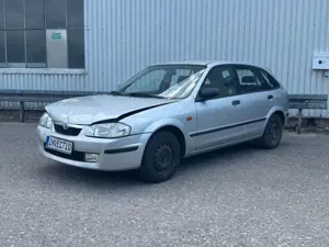 Mazda 323
