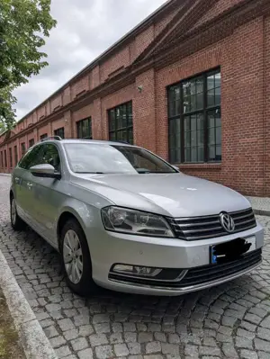 Volkswagen Passat Variant 2.0 TDI DSG B7