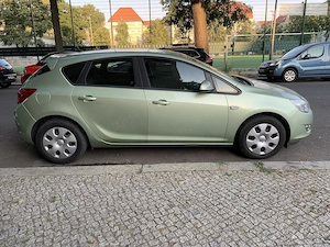opel astra 1,4 turbo aus 2 hand,fahrbereit