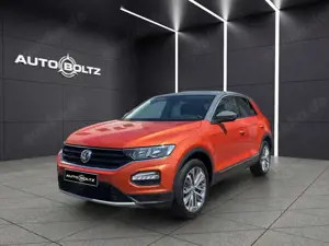 Volkswagen T-Roc 2.0 TDI IQ.DRIVE AHK NAVI Einparkhilfe