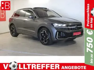 Volkswagen Touareg 3.0 TSI 2x R-Line 20 PANO AHK STAND