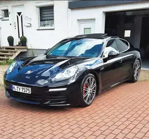 Porsche Panamera S