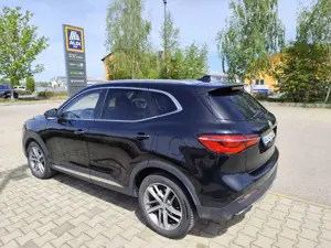 MG EHS EHS PHEV Luxury Bild 2