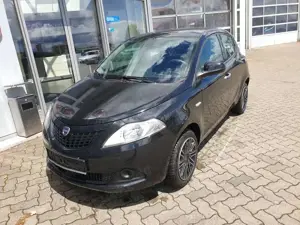 Lancia Ypsilon Y 1.2 8v Silver Premium Hybrid