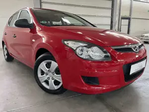 Hyundai i30 Edition+ 1.4 BENZIN 109 PS KLIMA 5TÜREN HU/AU 04.